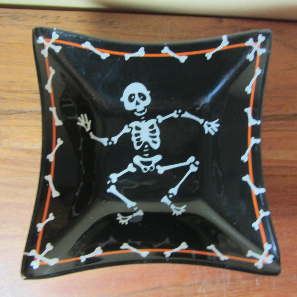 3 for $24 - skeleton candy dish NWT prima designs (W4780)